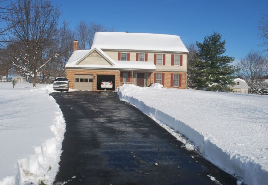how to remove snow from driveway without a shovel